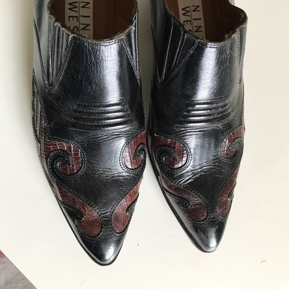 Western Like shoes- great condition